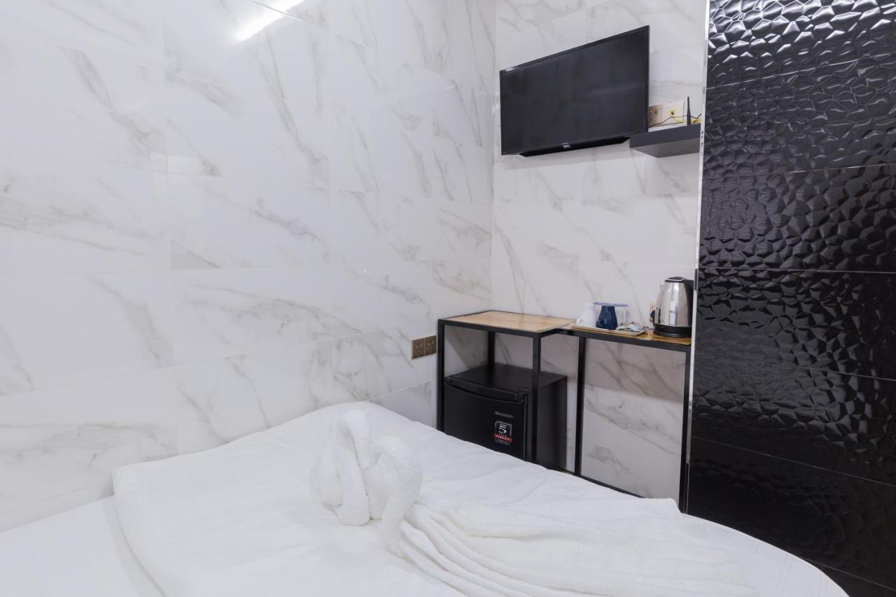 Lee Luxury Home, Usm Penang Gelugor Luaran gambar